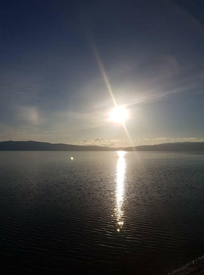 Et Larum Peštani Εξωτερικό φωτογραφία